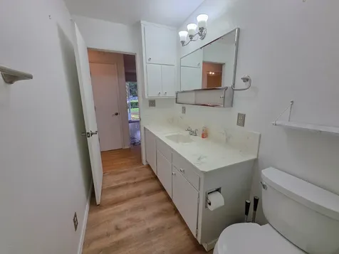 512 Pine Street Rogue River OR 97537
