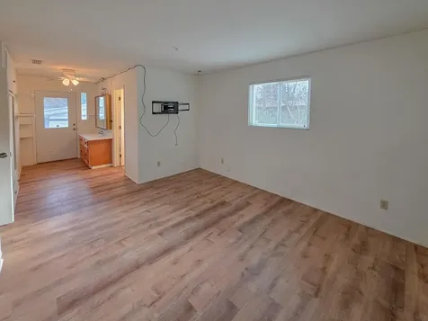 512 Pine Street Rogue River OR 97537