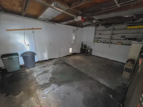 512 Pine Street Rogue River OR 97537