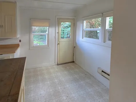 512 Pine Street Rogue River OR 97537