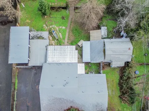 512 Pine Street Rogue River OR 97537