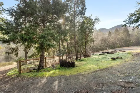 1540 Savage Creek Road Grants Pass OR 97527