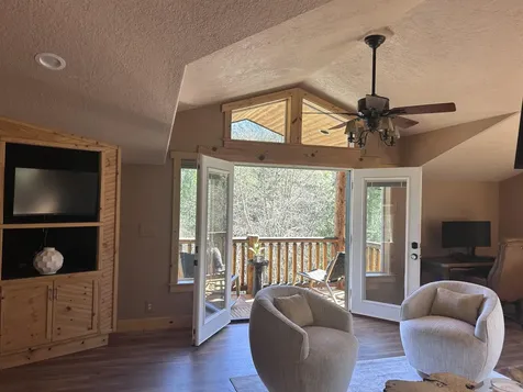 1540 Savage Creek Road Grants Pass OR 97527