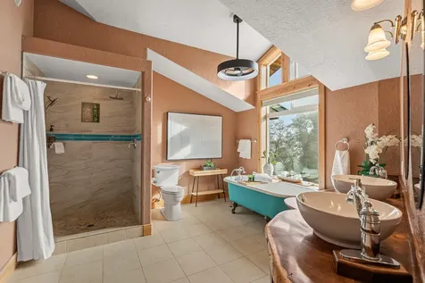 1540 Savage Creek Road Grants Pass OR 97527