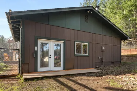 1540 Savage Creek Road Grants Pass OR 97527