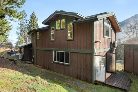 1540 Savage Creek Road Grants Pass OR 97527