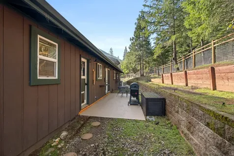 1540 Savage Creek Road Grants Pass OR 97527