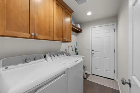 1716 Gardendale Lane Grants Pass OR 97527