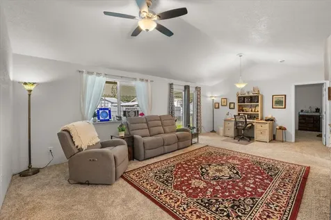 1716 Gardendale Lane Grants Pass OR 97527