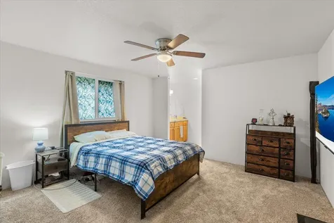 1716 Gardendale Lane Grants Pass OR 97527