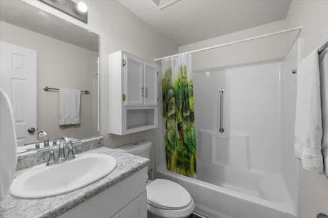 1716 Gardendale Lane Grants Pass OR 97527