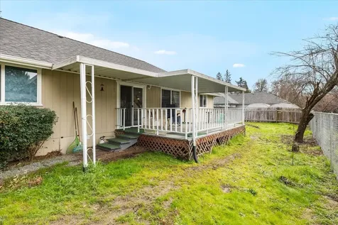 1716 Gardendale Lane Grants Pass OR 97527