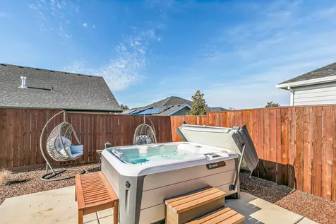 2645 Farmington Avenue Medford OR 97504