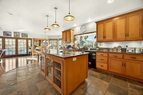 7555 E Antelope Road Eagle Point OR 97524
