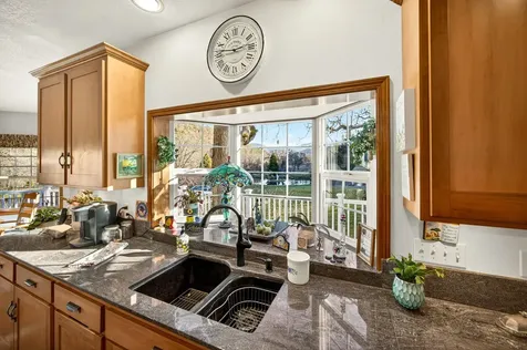 7555 E Antelope Road Eagle Point OR 97524