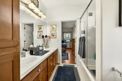 7555 E Antelope Road Eagle Point OR 97524