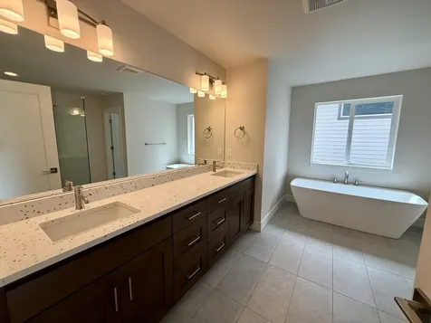 61437 SE Daybreak Court Bend OR 97702