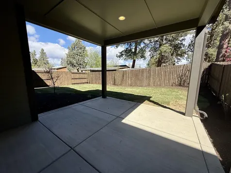 61437 SE Daybreak Court Bend OR 97702