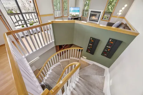 1768 Crestview Drive Ashland OR 97520