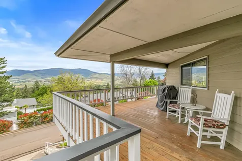 1768 Crestview Drive Ashland OR 97520