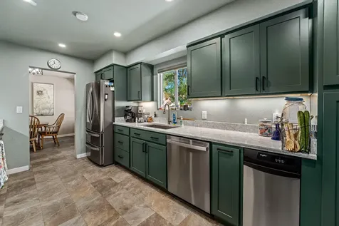 740 NW Kinney Street Grants Pass OR 97526