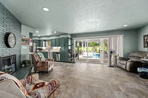 740 NW Kinney Street Grants Pass OR 97526