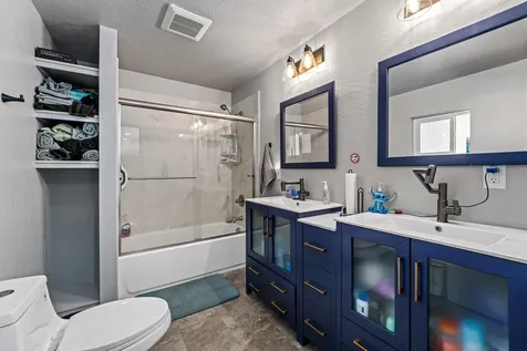 740 NW Kinney Street Grants Pass OR 97526