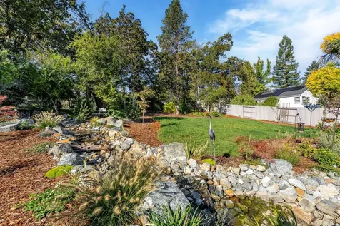740 NW Kinney Street Grants Pass OR 97526