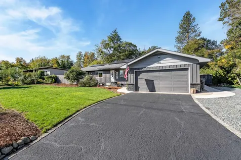 740 NW Kinney Street Grants Pass OR 97526