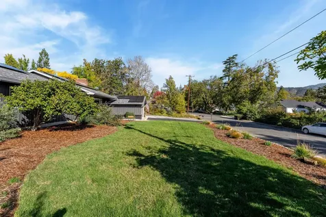 740 NW Kinney Street Grants Pass OR 97526