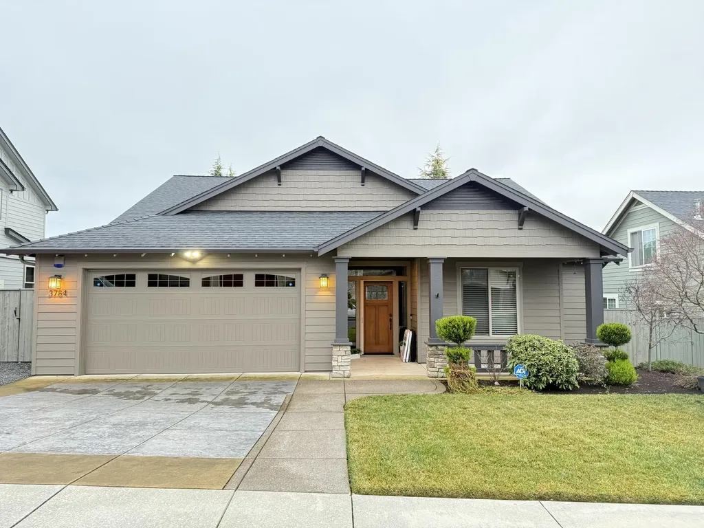 3784 Calle Vista Drive Medford OR 97504