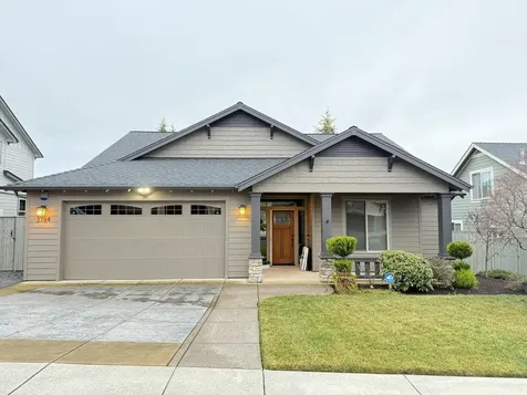 3784 Calle Vista Drive Medford OR 97504