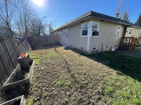 1021 Hamilton Street Medford OR 97501