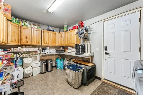 1492 Crooks Creek Road Selma OR 97538