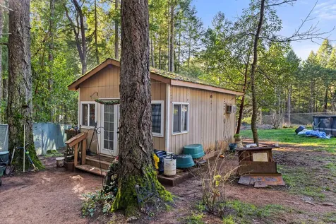 1492 Crooks Creek Road Selma OR 97538