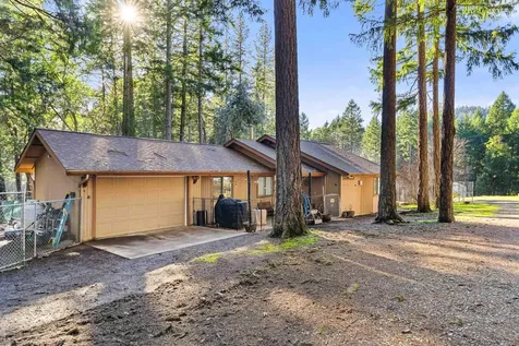 1492 Crooks Creek Road Selma OR 97538