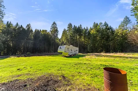 1492 Crooks Creek Road Selma OR 97538