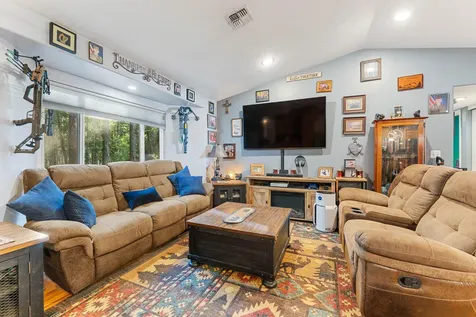 1492 Crooks Creek Road Selma OR 97538