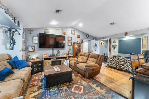 1492 Crooks Creek Road Selma OR 97538