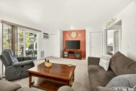 201 S Rose Street Phoenix OR 97535