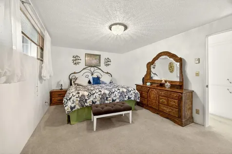 201 S Rose Street Phoenix OR 97535