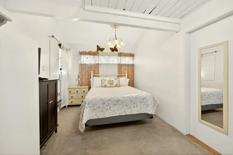 201 S Rose Street Phoenix OR 97535