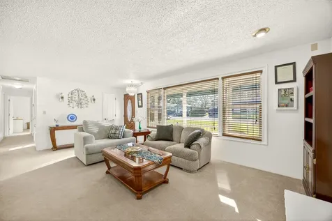 201 S Rose Street Phoenix OR 97535