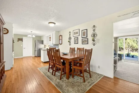 201 S Rose Street Phoenix OR 97535