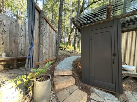 615 W Hawksdale Drive Grants Pass OR 97526