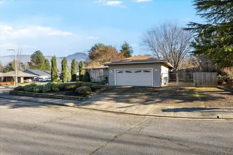 2740 Prescott Street Medford OR 97504