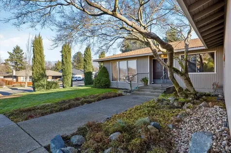 2740 Prescott Street Medford OR 97504