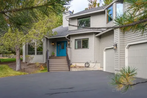 1648 NW Summit Drive Bend OR 97703