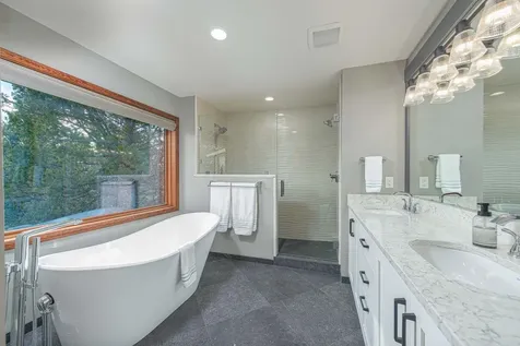 1648 NW Summit Drive Bend OR 97703