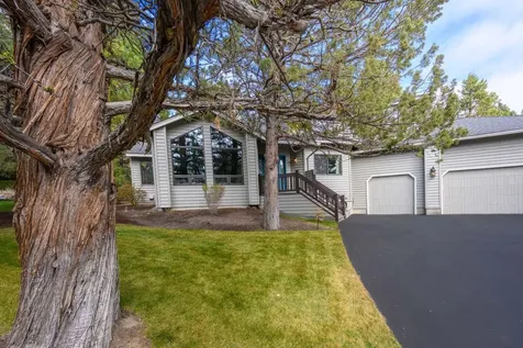 1648 NW Summit Drive Bend OR 97703